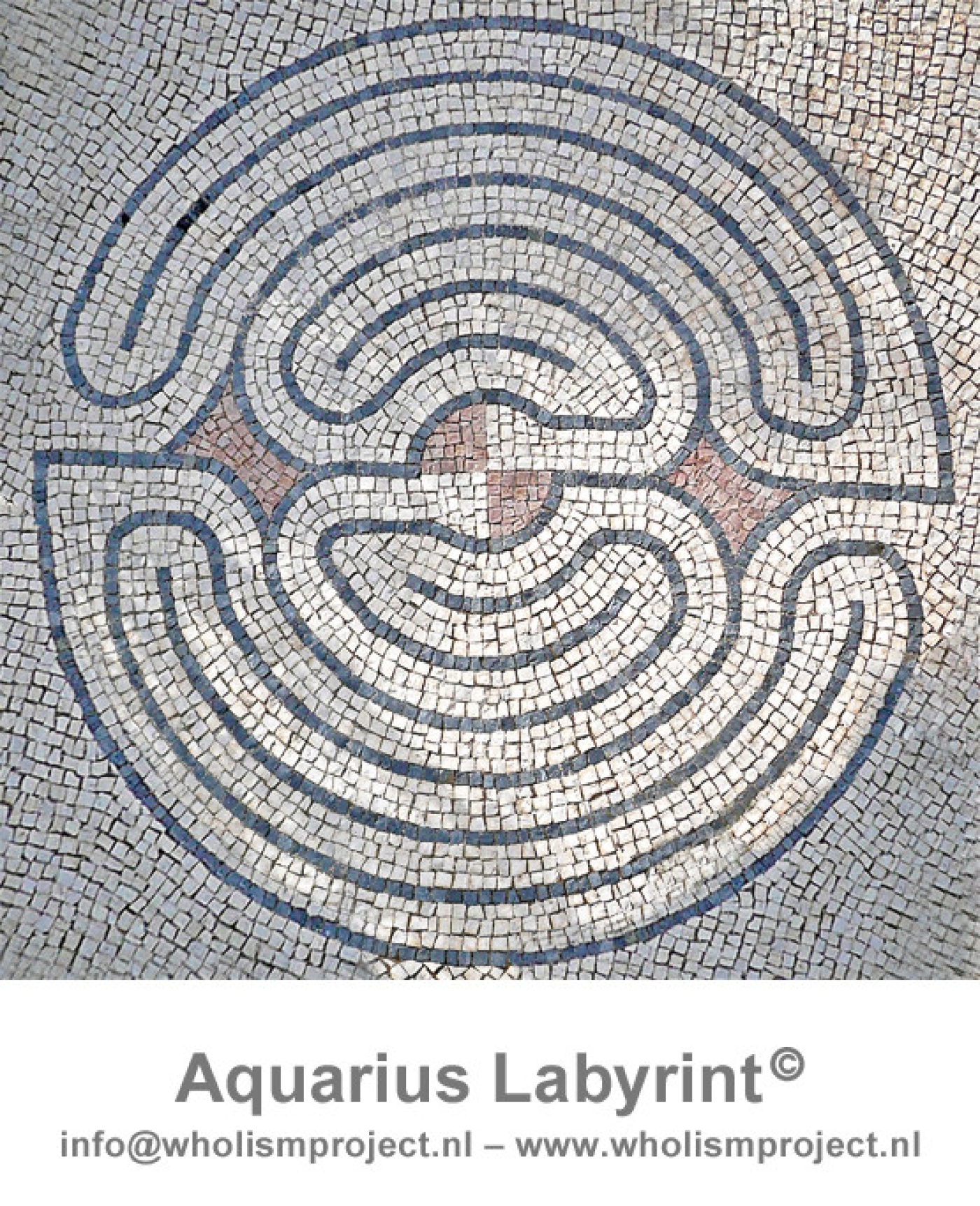 555px_aquarius_labyrint.jpg